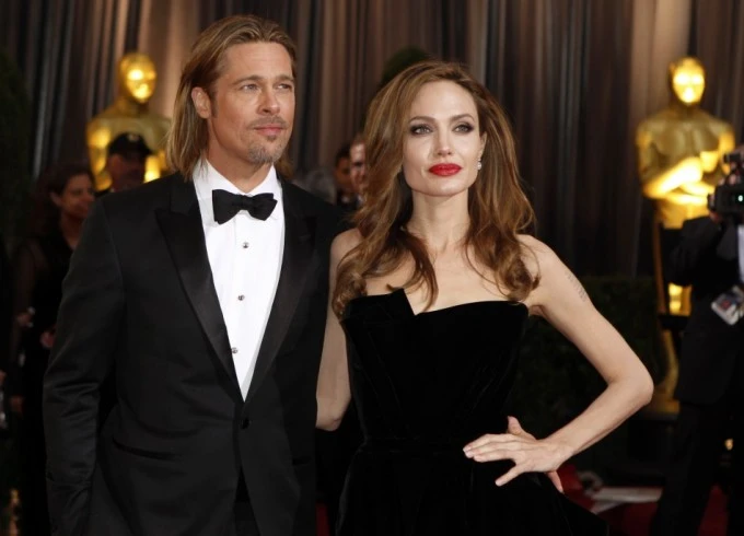 Свадебный слух: Брэд Питт злит Анджелину Джоли своими приготовлениями к свадьбе