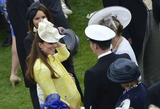 Беременная Кейт Миддлтон на Royal Garden Party