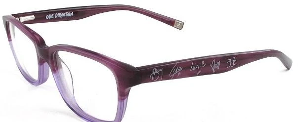 One Direction выпустили очки для девочек