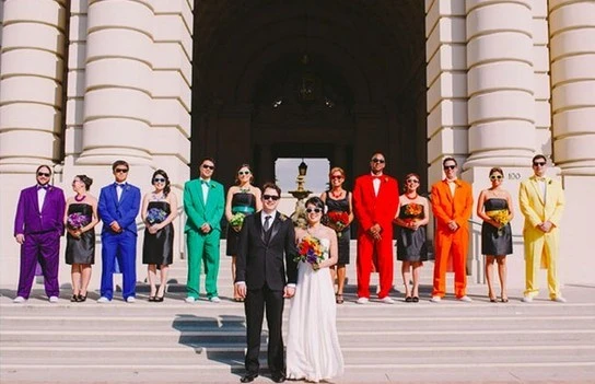 Как правильно одеваться на свадьбу?