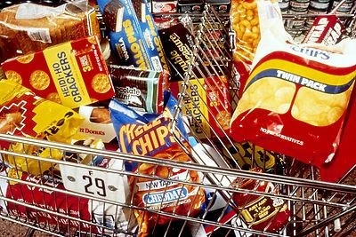 Читаем надписи на этикетках продуктов