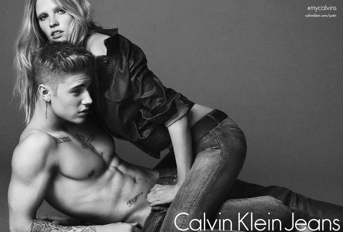 Джастину Биберу дорисовали мускулы для рекламы Calvin Klein 