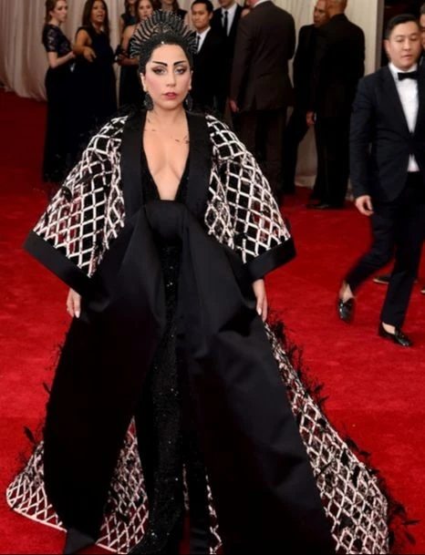 Лучшие и худшие наряды звёзд на Met Gala 