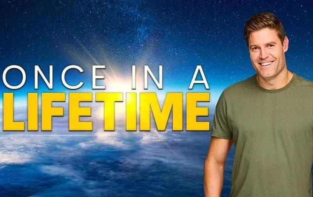 В сериале об увлекательных приключениях «Once in a Lifetime» 45-летний звёздный ветеринар примет участие вместе со своей давней 62-летней коллегой на «Channel Ten»