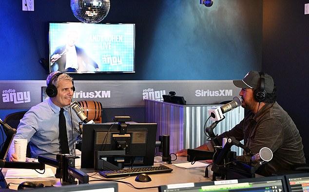 Брайан говорил об этой проблеме в прямом эфире Andy Cohen Live на SiriusXM в понедельник.