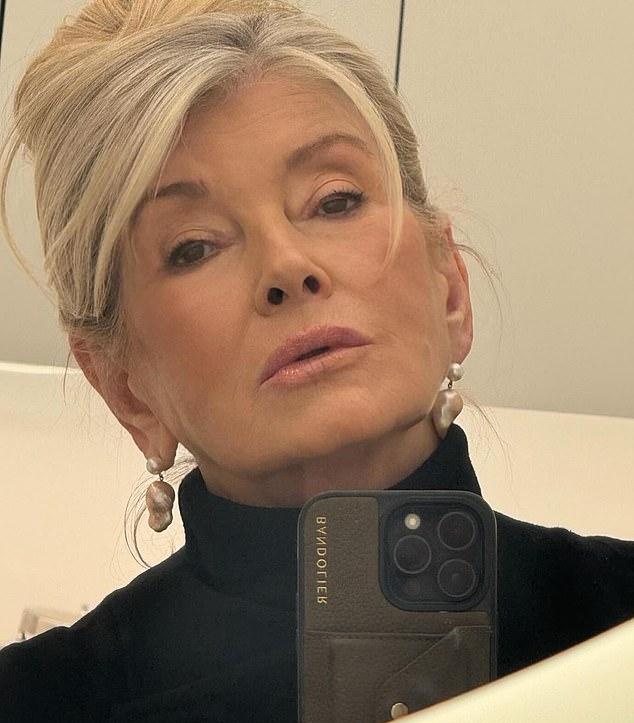 Однако не стоит слишком волноваться — основательница Martha Stewart CBD призналась, что в Хэллоуин она «ни разу» не была дома