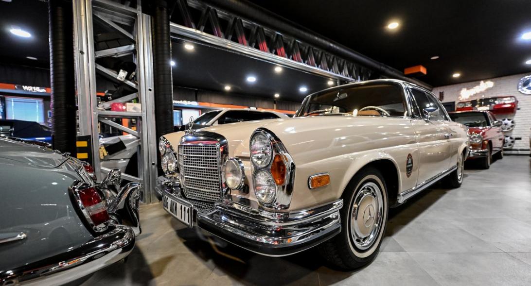 Mercedes-Benz 280 SE 1969 г. выпуска